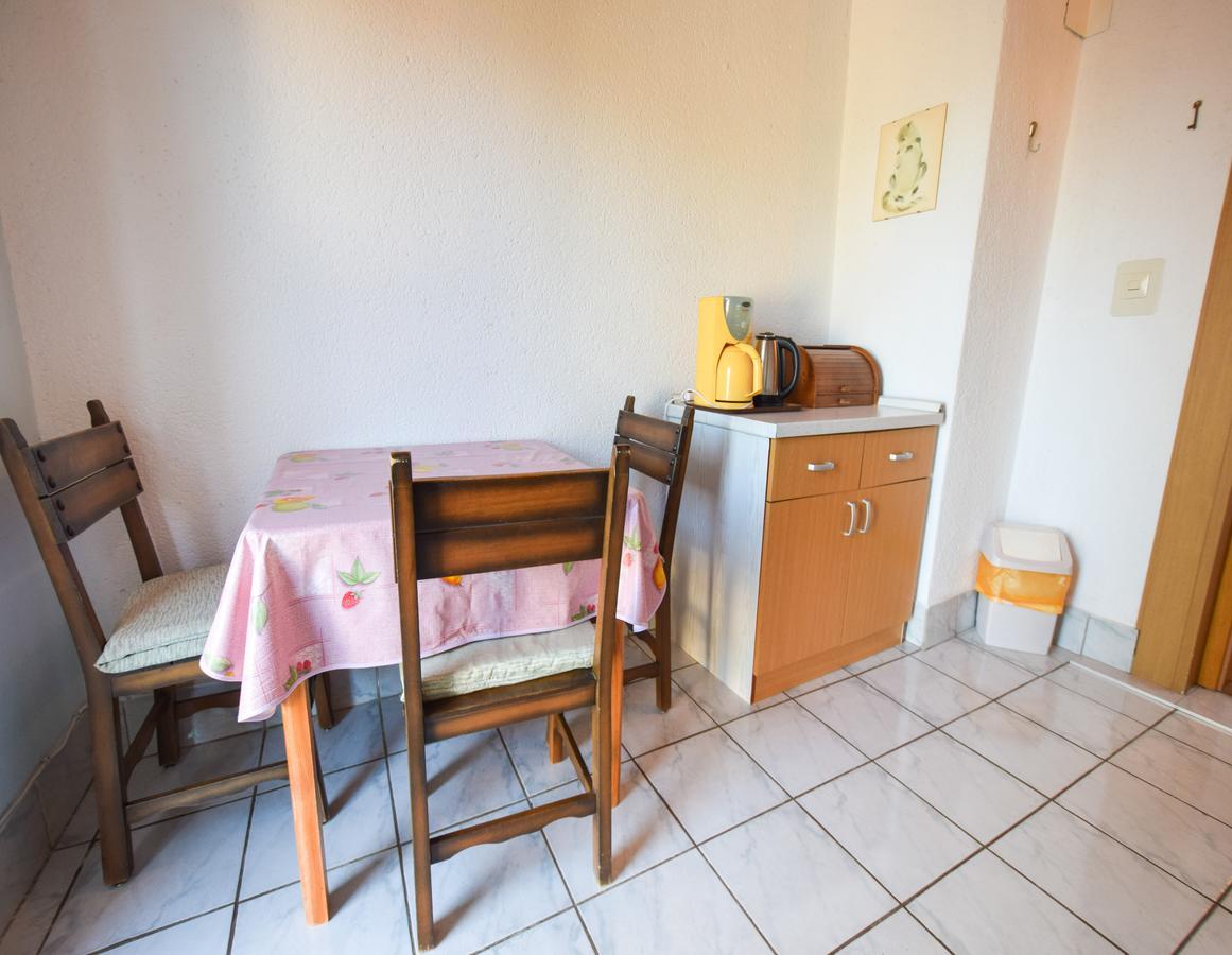 Apartment Toni Малинська Екстер'єр фото